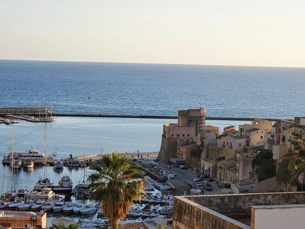 Palazzo Del Golfo Castellammare del Golfo Exterior foto